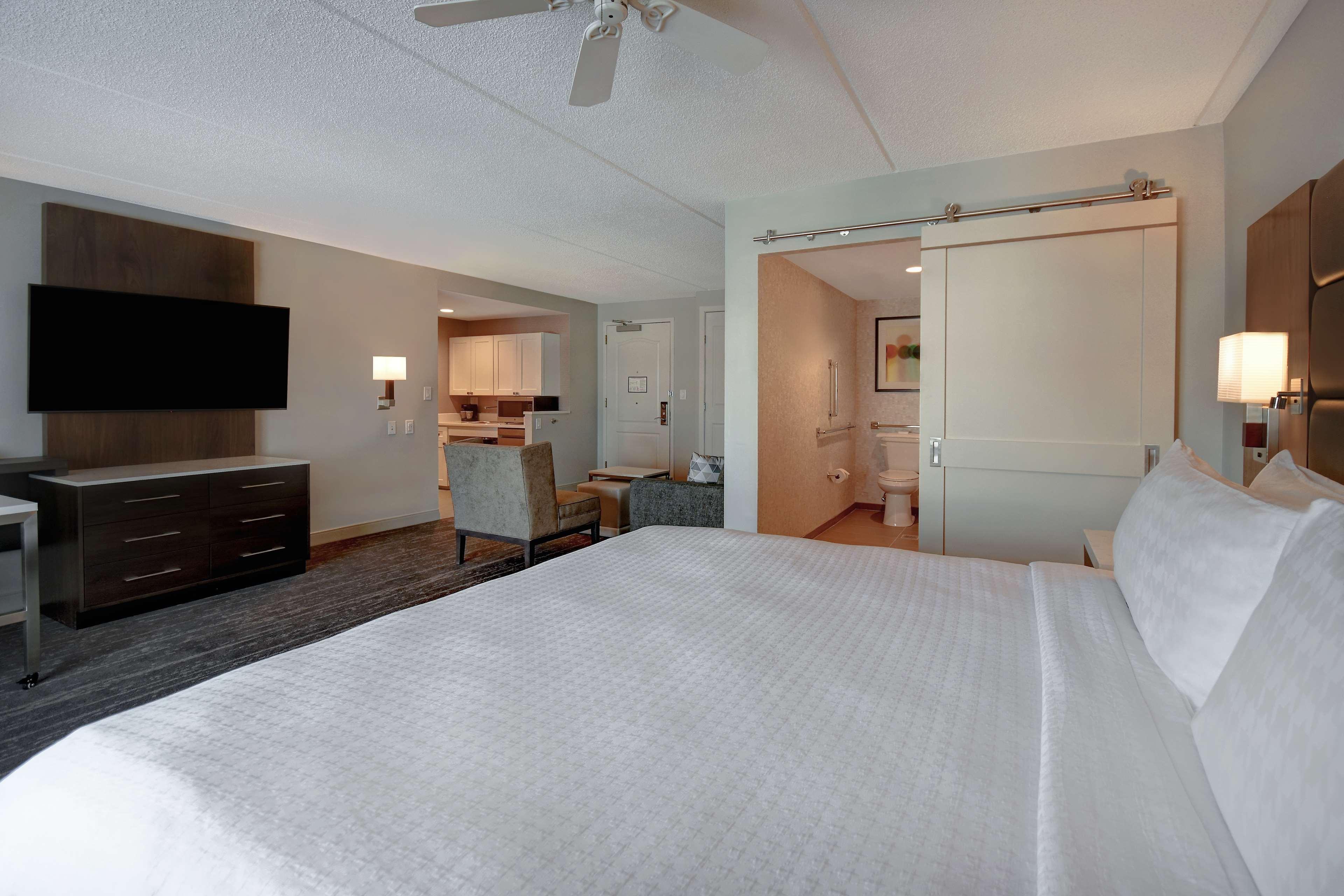 Homewood Suites By Hilton Philadelphia-City Avenue Eksteriør bilde